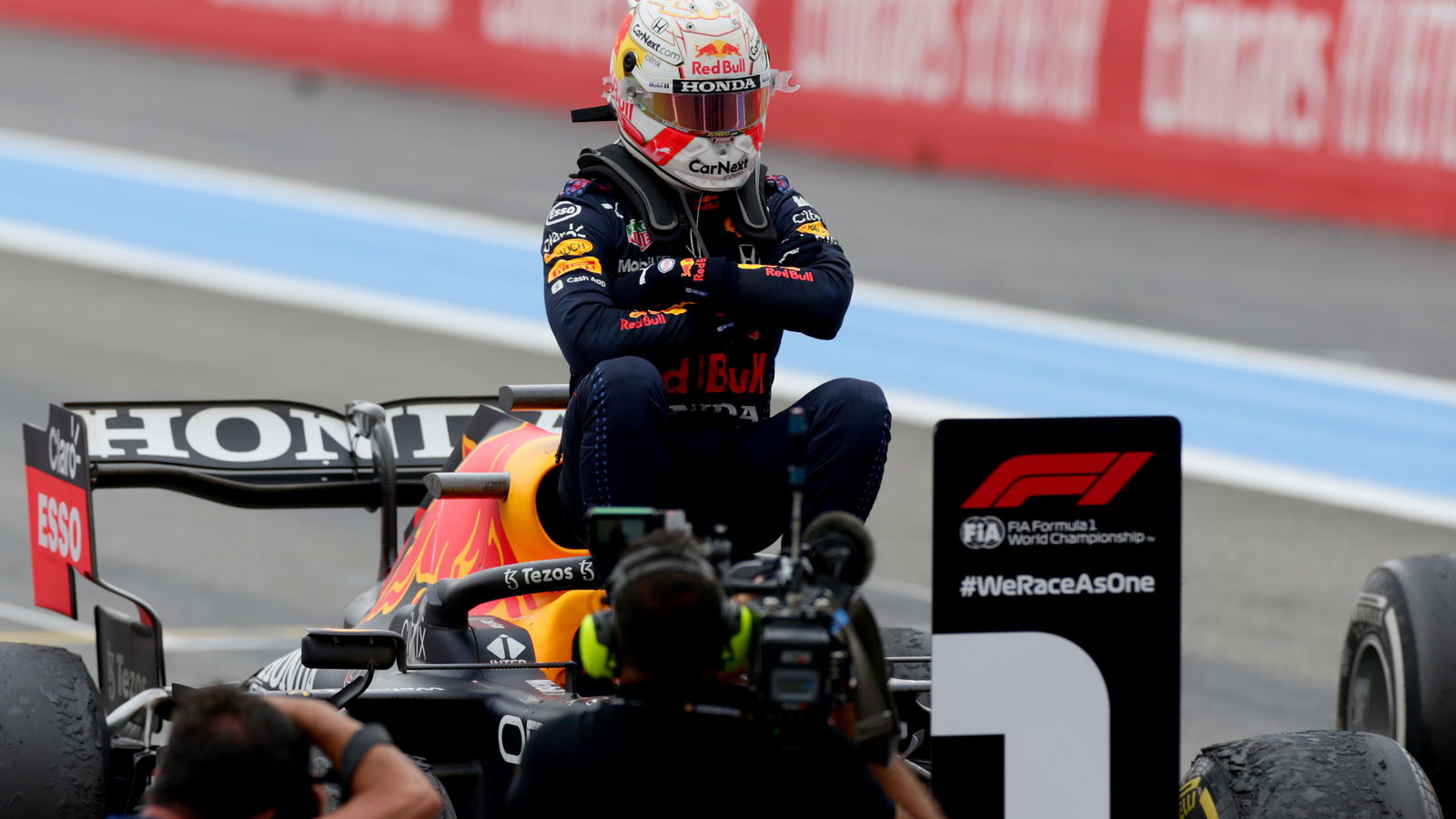 Verstappen overtakes Hamilton for French GP victory